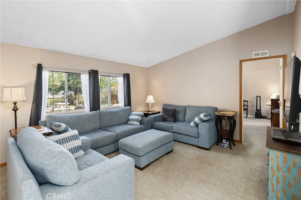 40399 Denise Road, Hemet, California 92544 home-pic-19